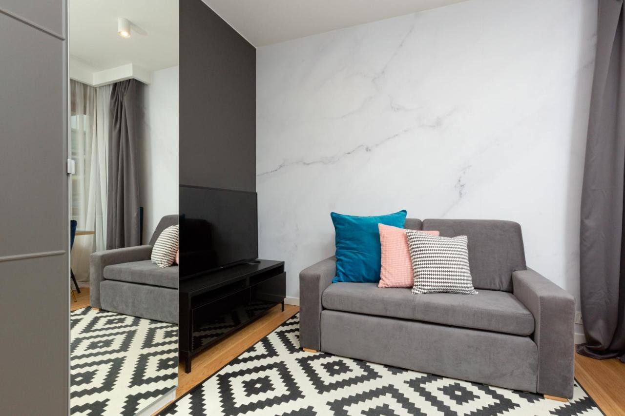Tessan'S Suite Mokotow By Renters Prestige Варшава Экстерьер фото