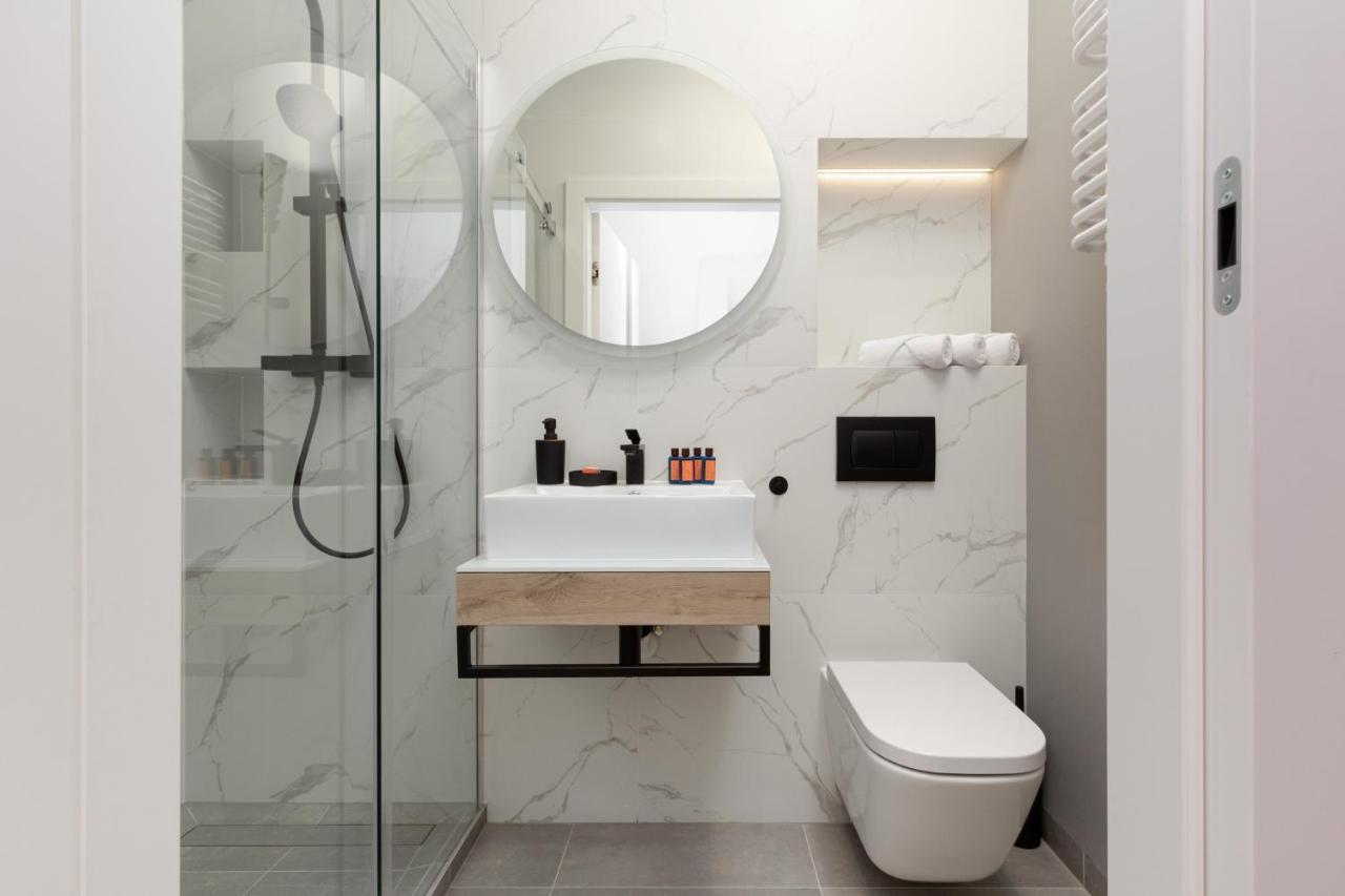 Tessan'S Suite Mokotow By Renters Prestige Варшава Экстерьер фото